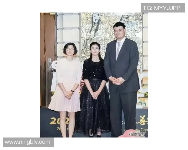 姚明孙悦的妻子们:两位篮球巨星背后的女人故事与生活揭秘 姚明孙悦的妻子们:两位篮球巨星背后的女人故事与生活揭秘