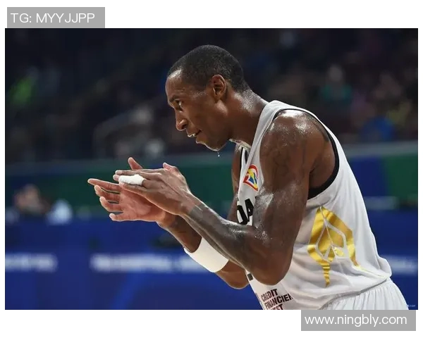 姚明领衔中国男篮对决约旦队展现篮球魅力与团队精神 姚明领衔中国男篮对决约旦队展现篮球魅力与团队精神