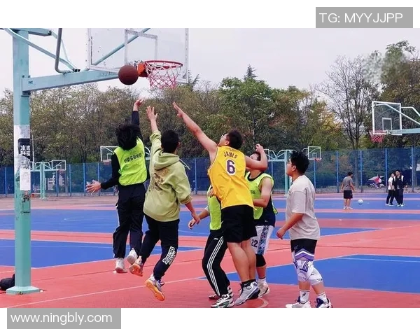 水中篮球飞扬猜明星的乐趣与挑战